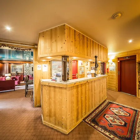 Hotel Lyret 3*